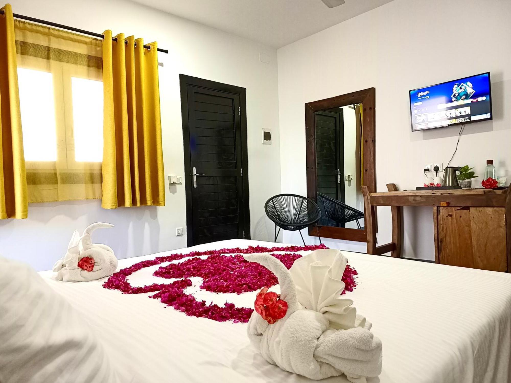 Opera Hotel Nungwi Esterno foto